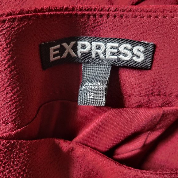 Hight low burgundy skirt - Picture 3 of 4